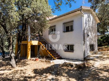 Villa con piscina in vendita a Las Zorreras - Monte Encinar