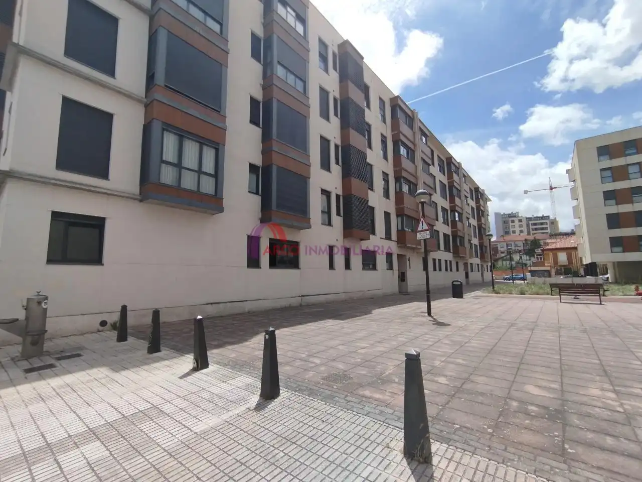 Vista exterior de Piso en venta en Burgos con Calefacción, Parquet y Terraza