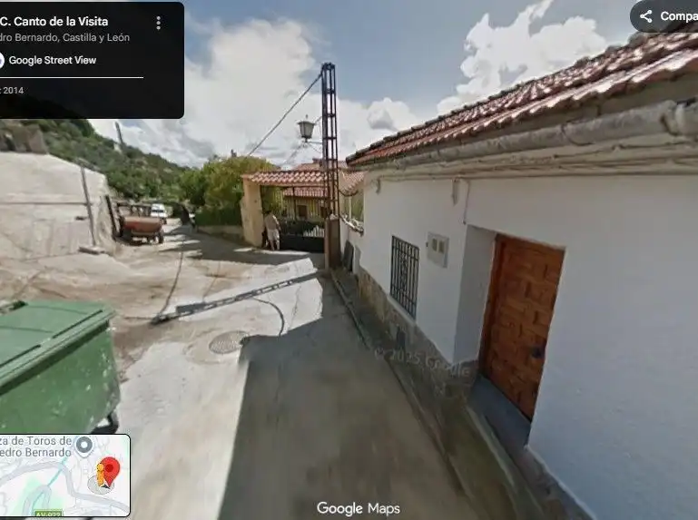 Vista exterior de Casa o xalet en venda en Pedro Bernardo