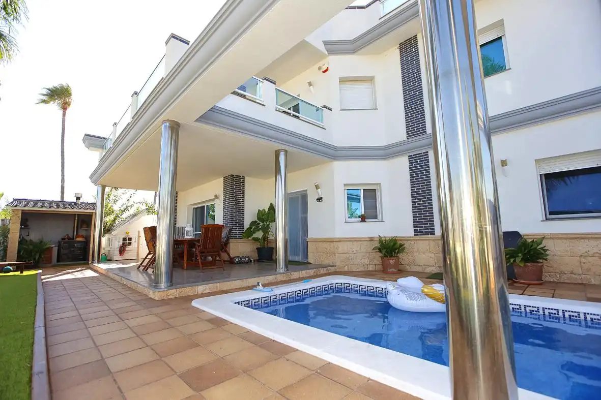 Piscina de Casa o chalet en venta en Alcanar