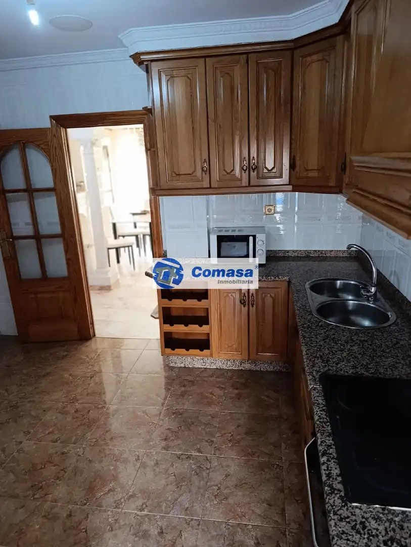 House with pool for sale in Martos, imagen 7