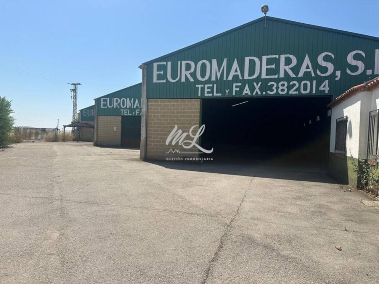 Exterior view of Industrial buildings for sale in Sonseca