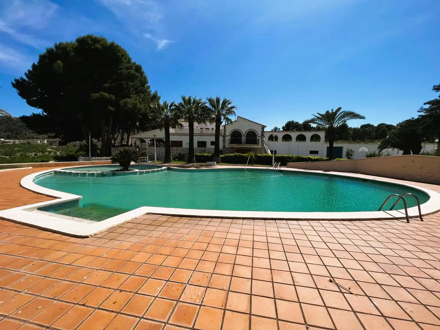 Swimming pool of Country homes for sale in Monóvar  / Monòver  with Air Conditioner, Private garden and Terrace