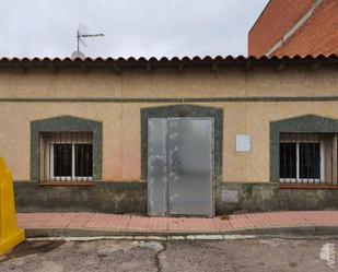 Exterior view of Single-family semi-detached for sale in Porzuna  with Heating
