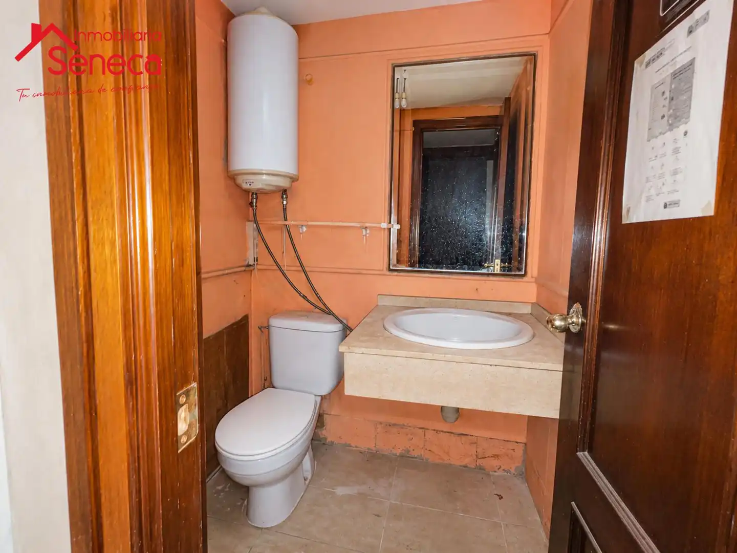 Badezimmer von Geschaftsraum zur Miete in Córdoba
