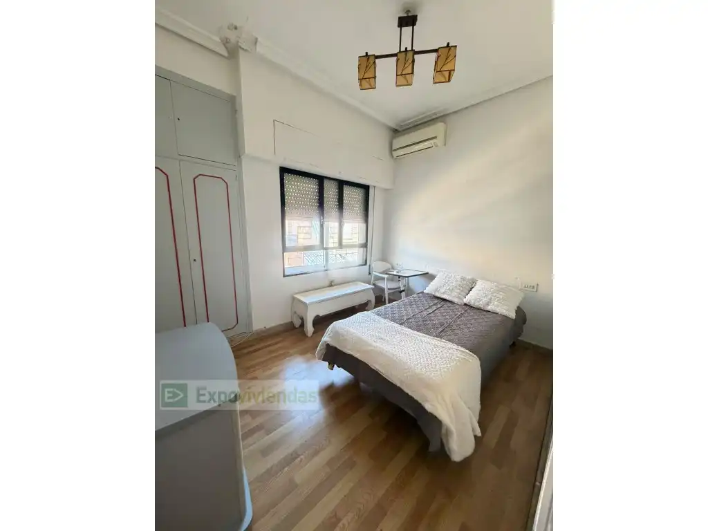 Habitación de Casa o chalet en venta en Murcia
