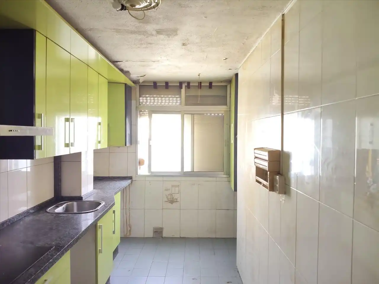 Cocina de Piso en venta en Sevilla con Aire acondicionado y Balcón