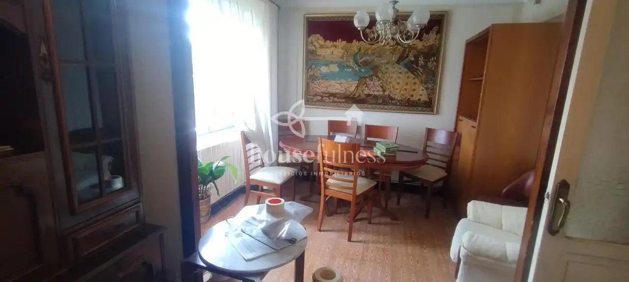 Menjador de Casa o xalet en venda en Ferrol amb Calefacció, Jardí privat i Parquet