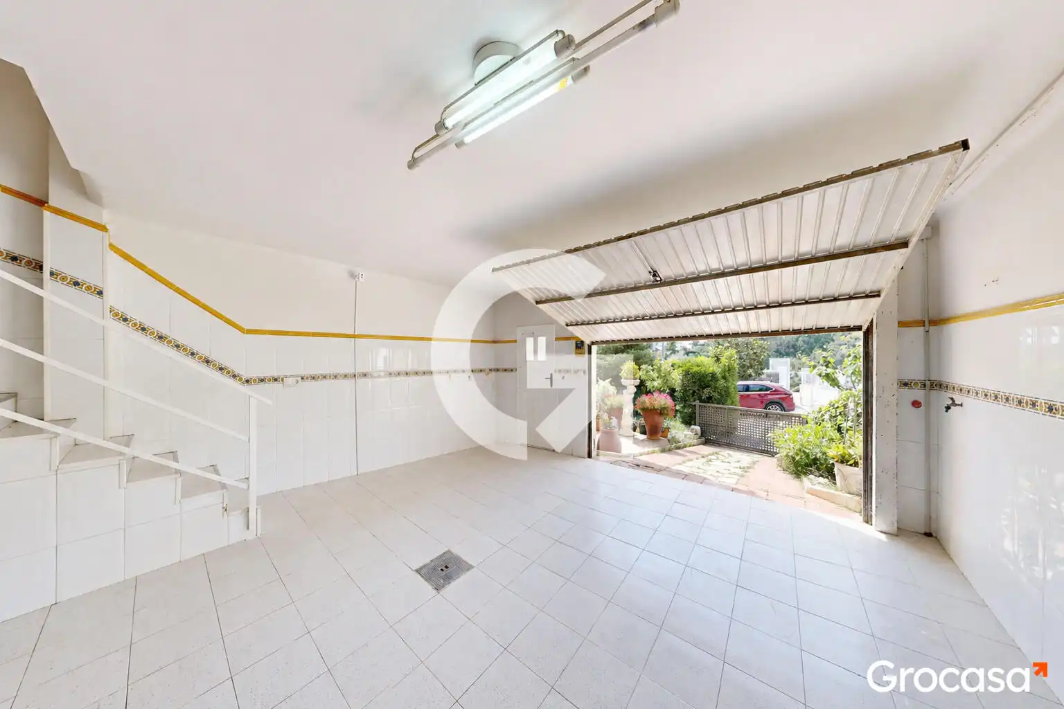 Garden of Houses for sale in Corbera de Llobregat  with Air Conditioner, Heating and Private garden