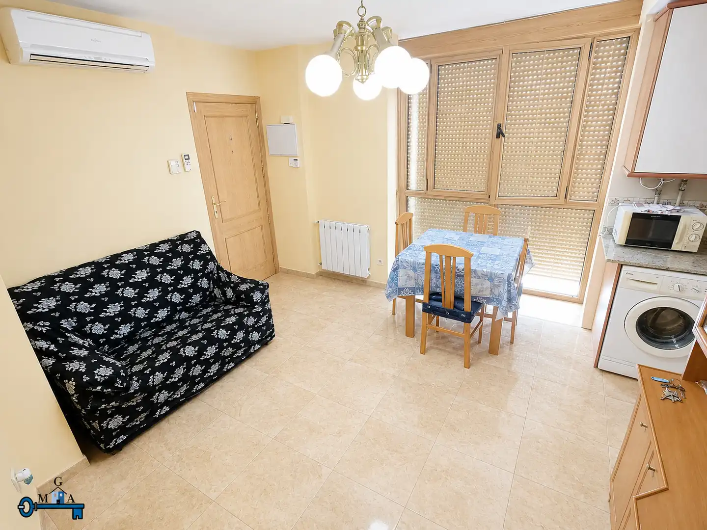 Living room of Apartments for rent in Fuenlabrada  with Air Conditioner, Heating and Furnished