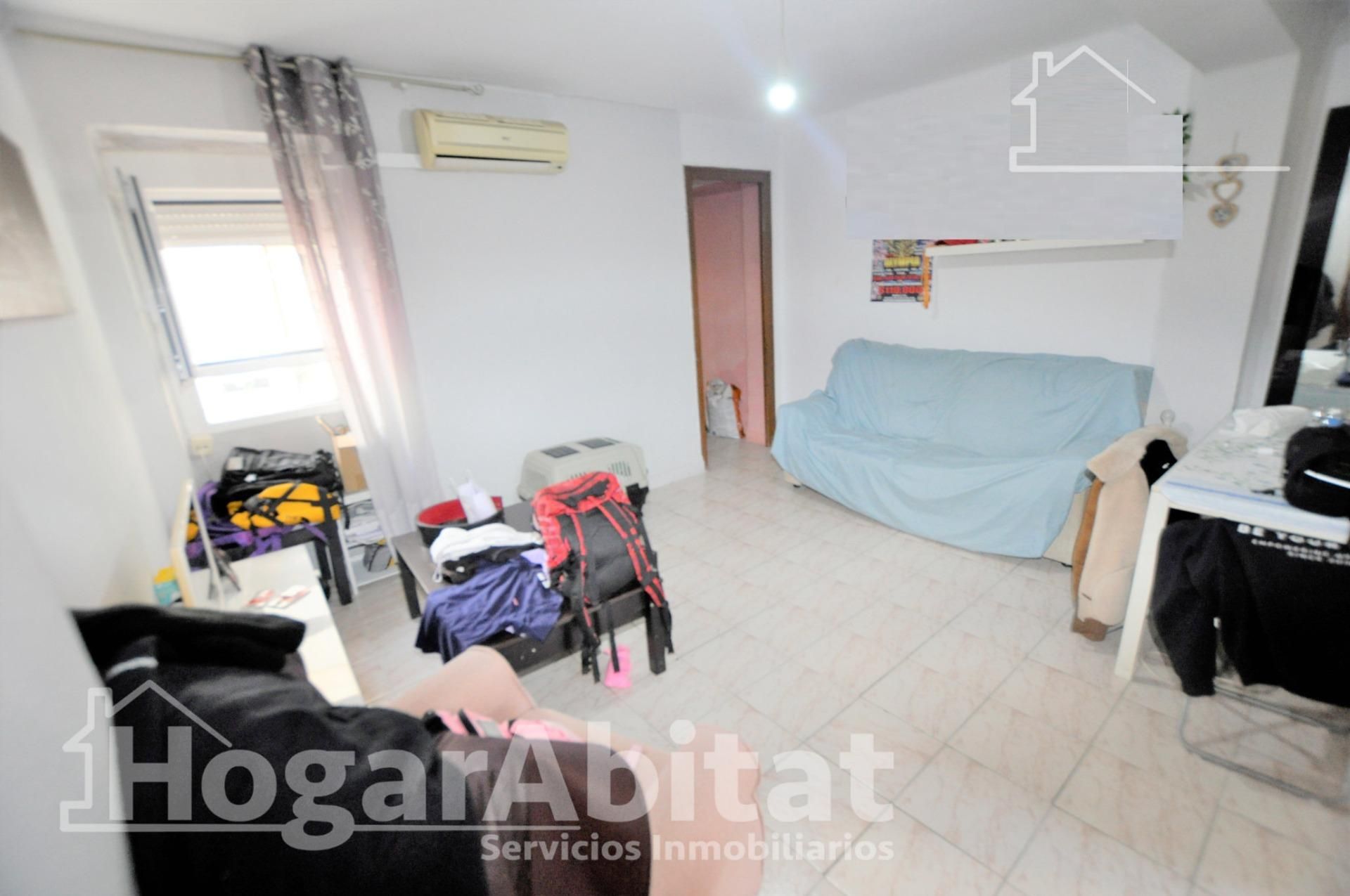 Habitación de Piso en venta en Xirivella con Aire acondicionado y Balcón