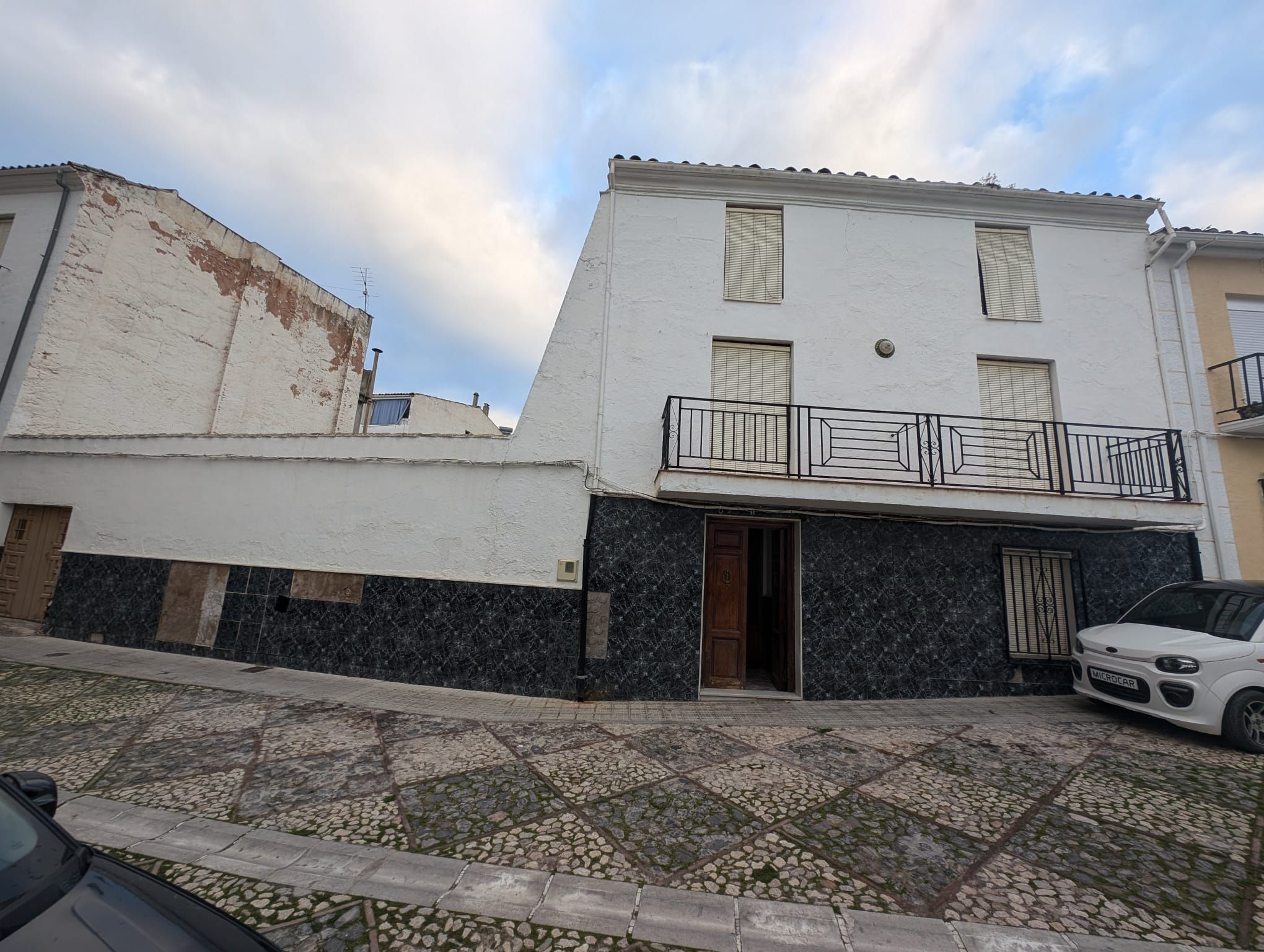 Vista exterior de Casa o xalet en venda en Alcaudete amb Jardí privat