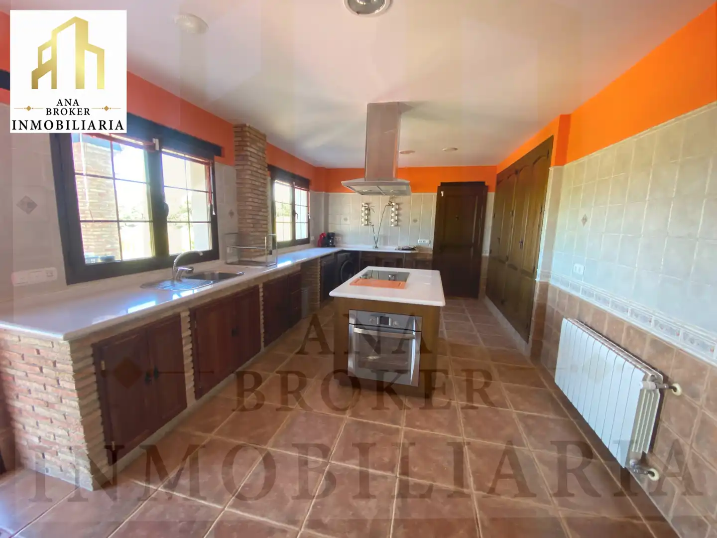 Cocina de Casa o chalet en venta en Ronda con Aire acondicionado, Calefacción y Jardín privado