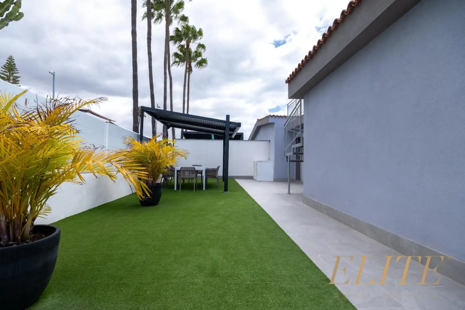 Terrace of Detached homes for sale in San Bartolomé de Tirajana  with Air Conditioner, Private garden and Terrace