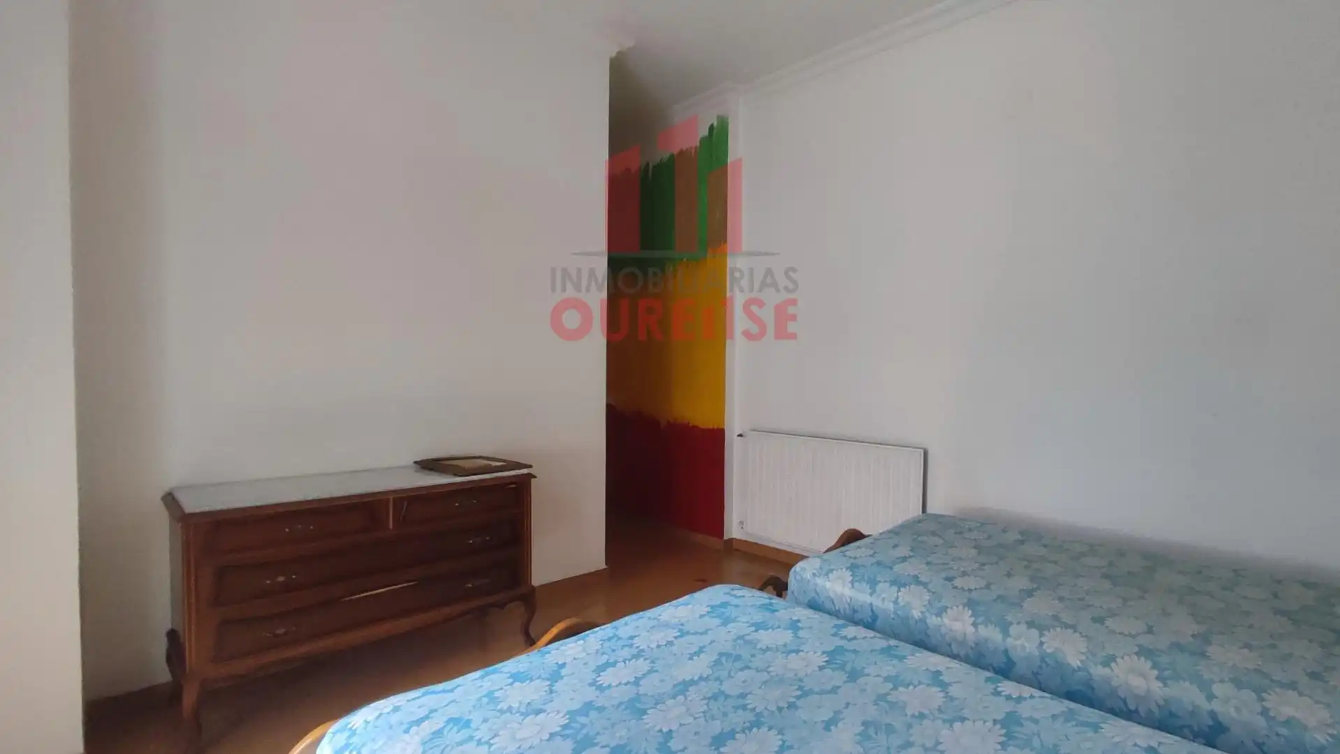 Dormitori de Casa o xalet en venda en Ourense Capital  amb Calefacció