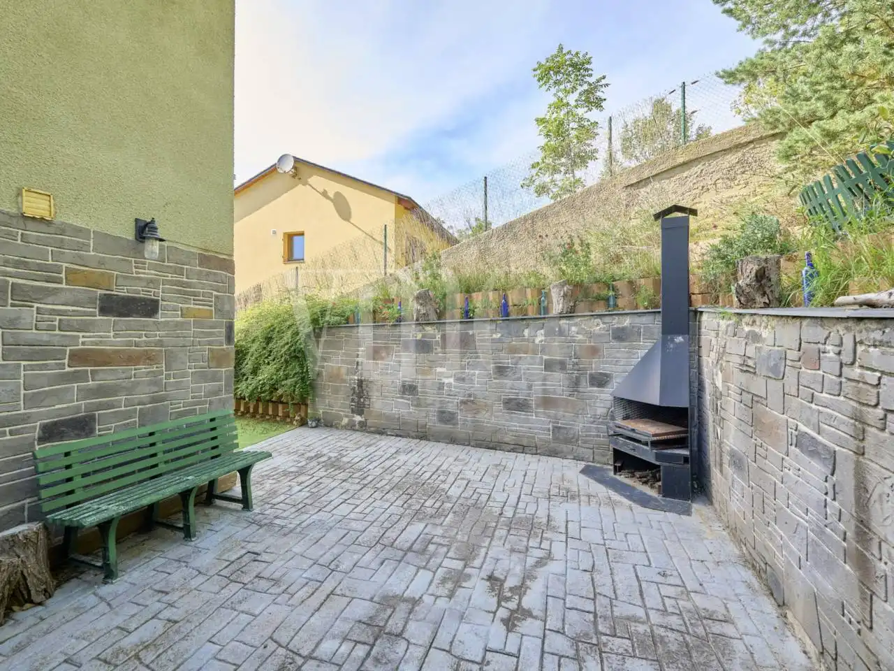 Terraced house with garden for sale in Calle ROUTE DE POUJALS, imagen 5