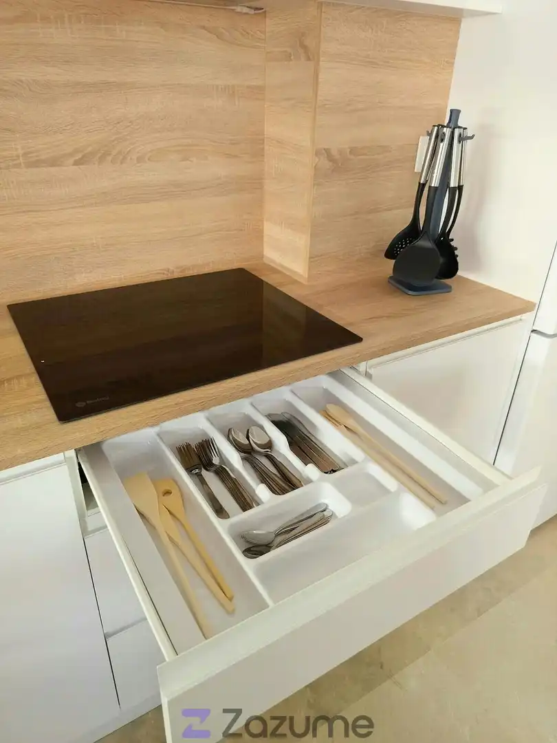 Appartement compact à louer à C. Heliche, imagen 9