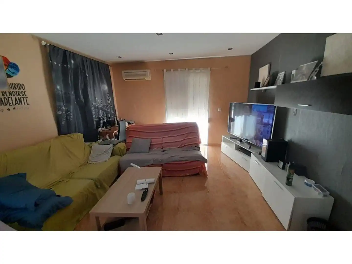 Sala de estar de Casa o chalet en venta en L'Énova con Aire acondicionado, Terraza y Balcón