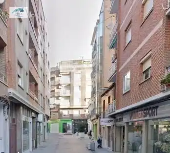Pis amb ascensor en venda a Calle SANTISIMO