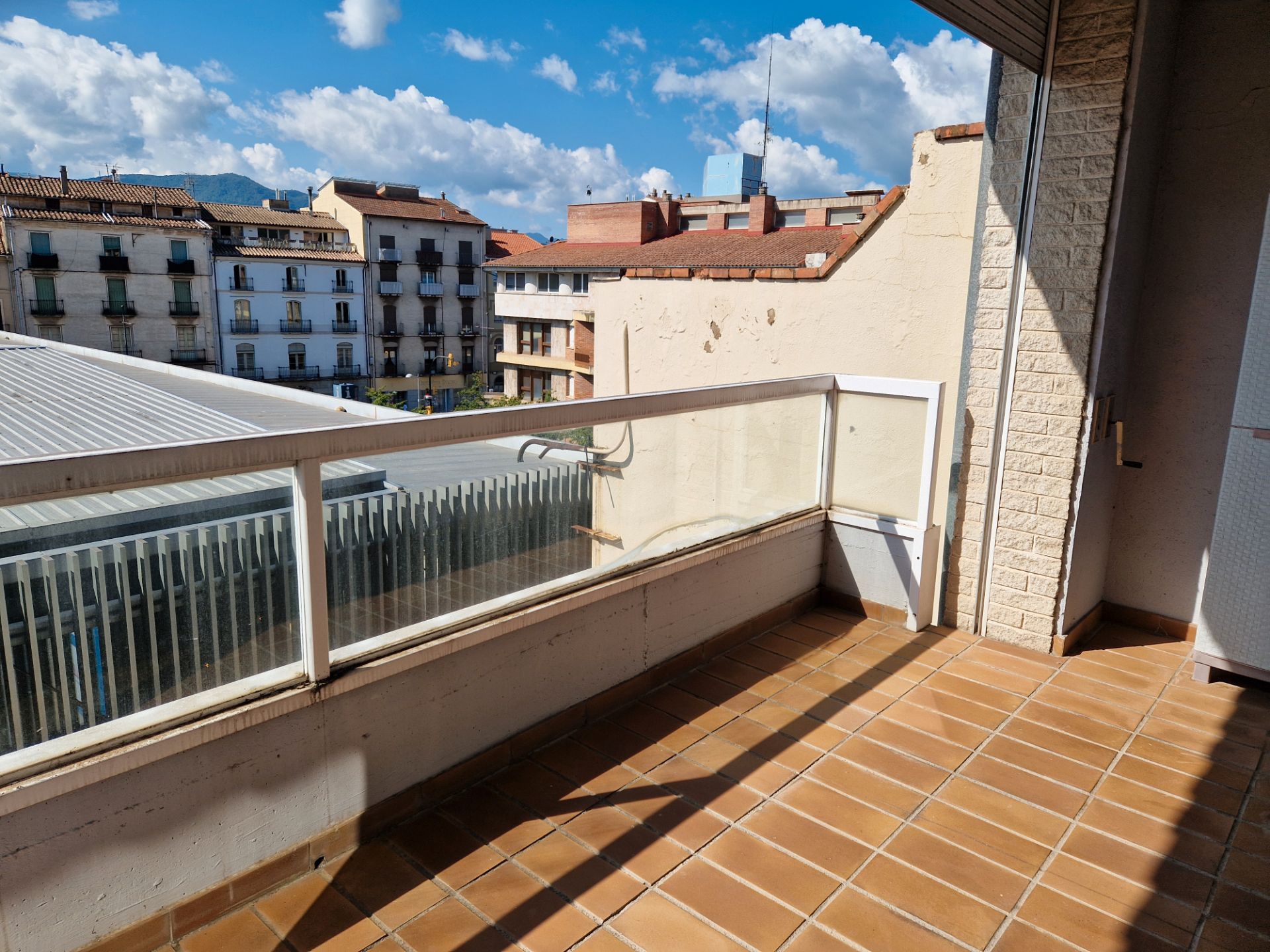 Terraza de Ático en venta en Olot con Aire acondicionado, Calefacción y Terraza