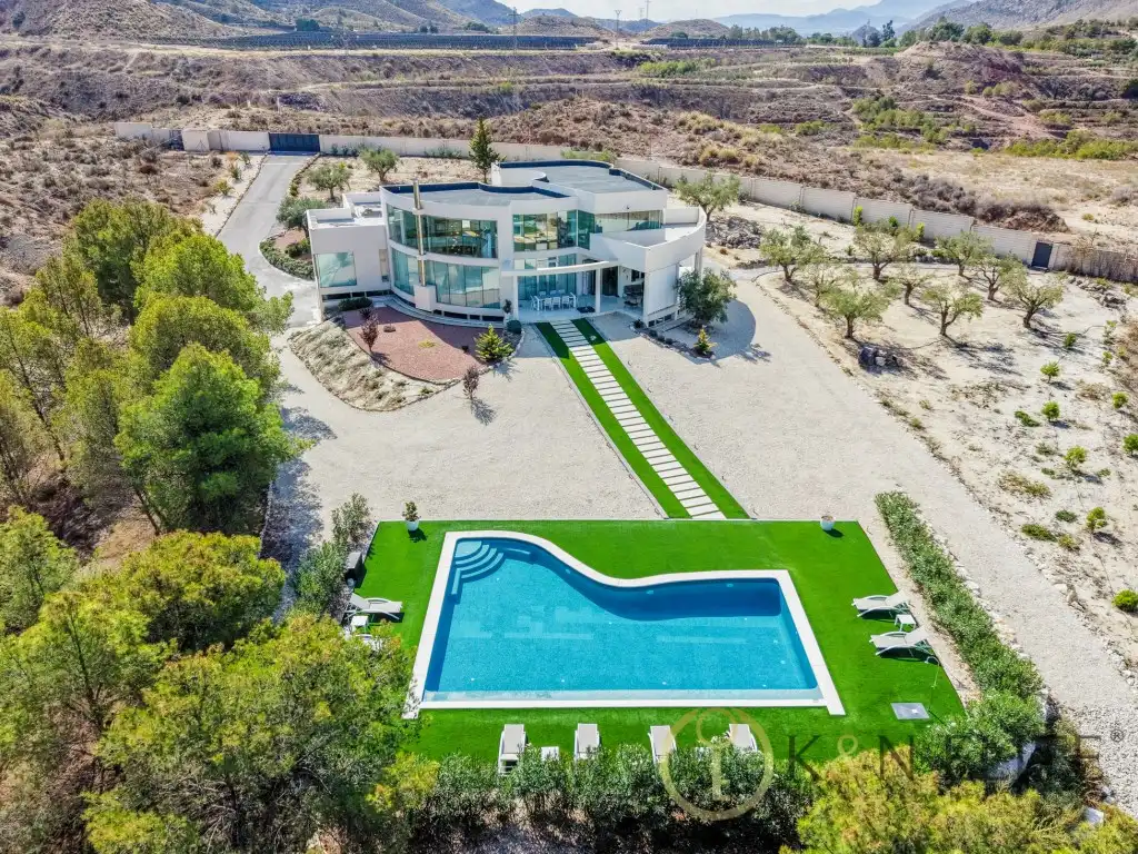 Exterior view of Houses for sale in Petrer  with Air Conditioner, Private garden and Swimming Pool