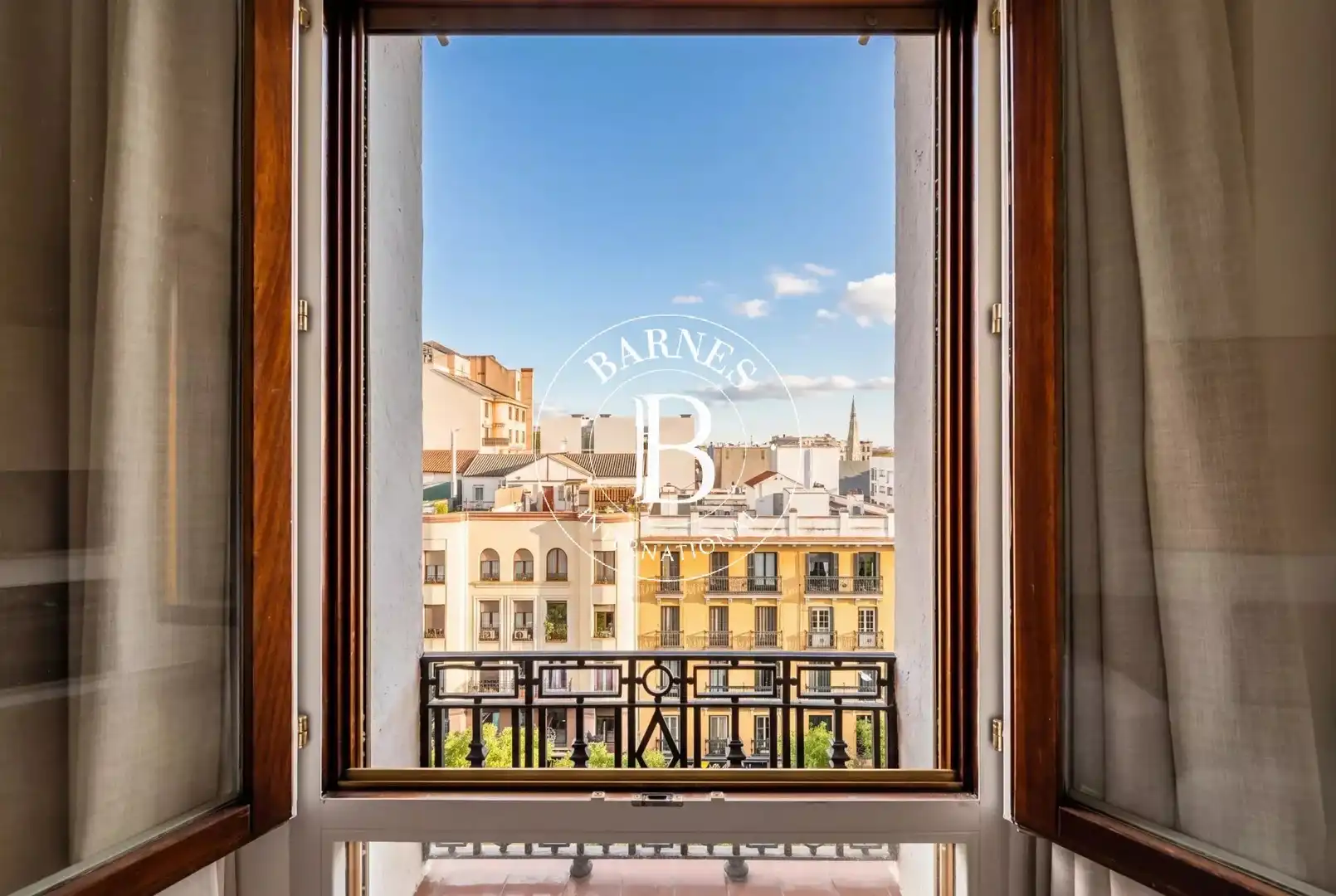 Exterior view of Flat for rent in Madrid  with Air Conditioner, Heating and Furnished