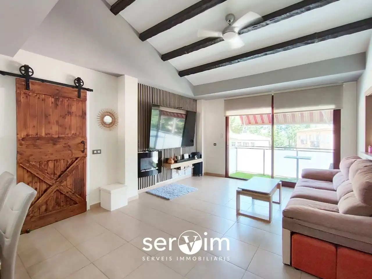 Sala de estar de Piso en venta en Santa Cristina d'Aro con Calefacción, Terraza y Trastero