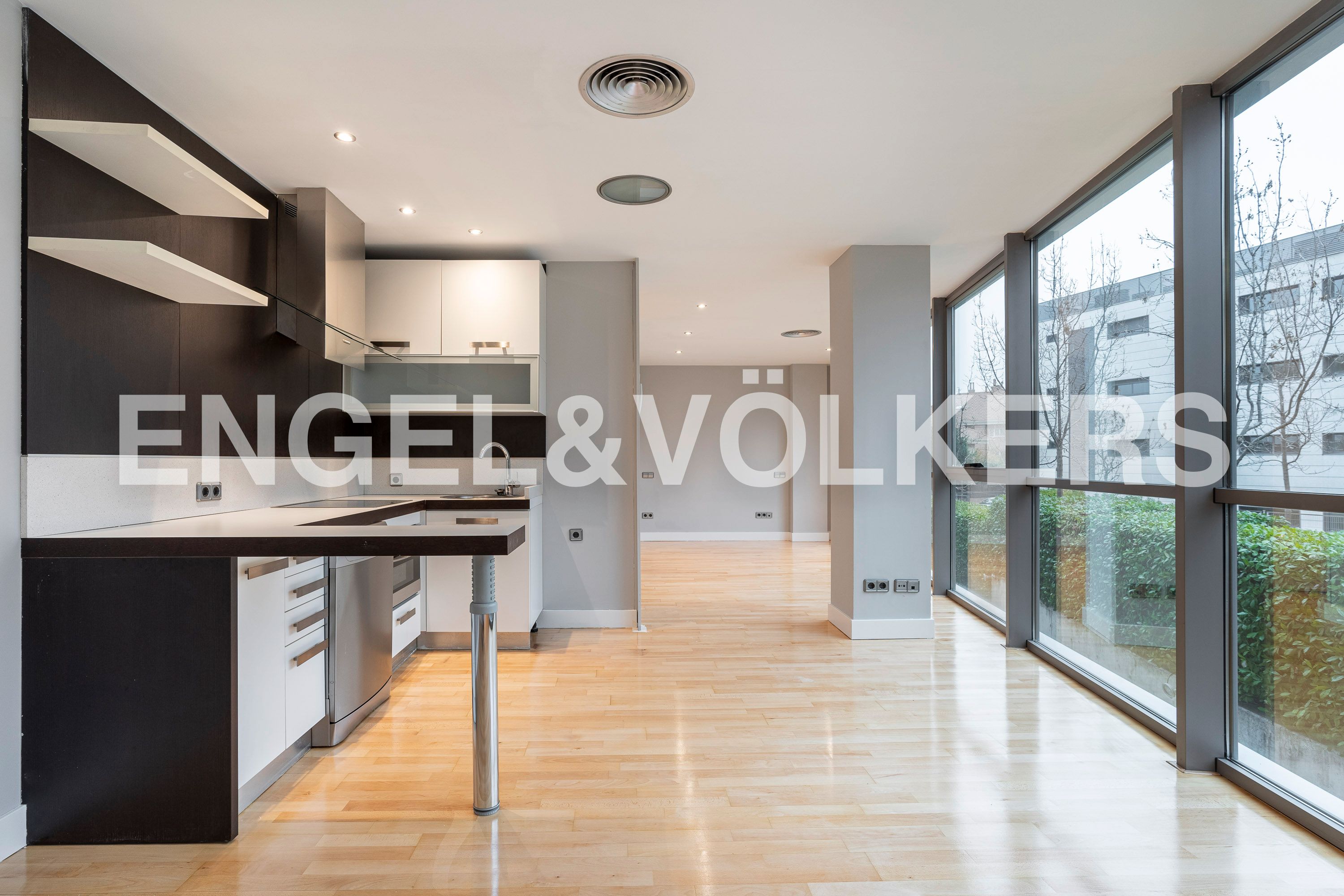 Cuina de Loft de lloguer en  Madrid Capital amb Aire condicionat, Calefacció i Parquet