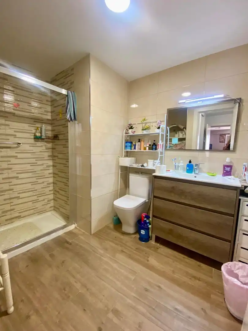 Baño de Piso en venta en Málaga con Aire acondicionado, Calefacción y Terraza