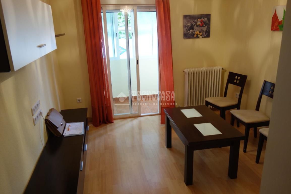 Living room of Flat for sale in  Madrid Capital  with Air Conditioner, Terrace and Balcony