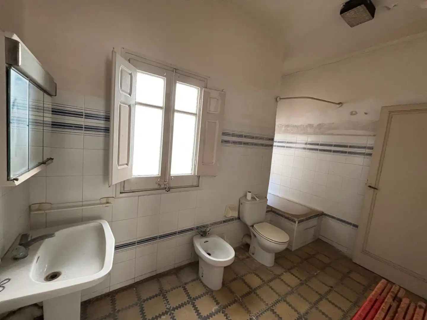 Bany de Casa o xalet en venda en Tortosa amb Terrassa i Traster