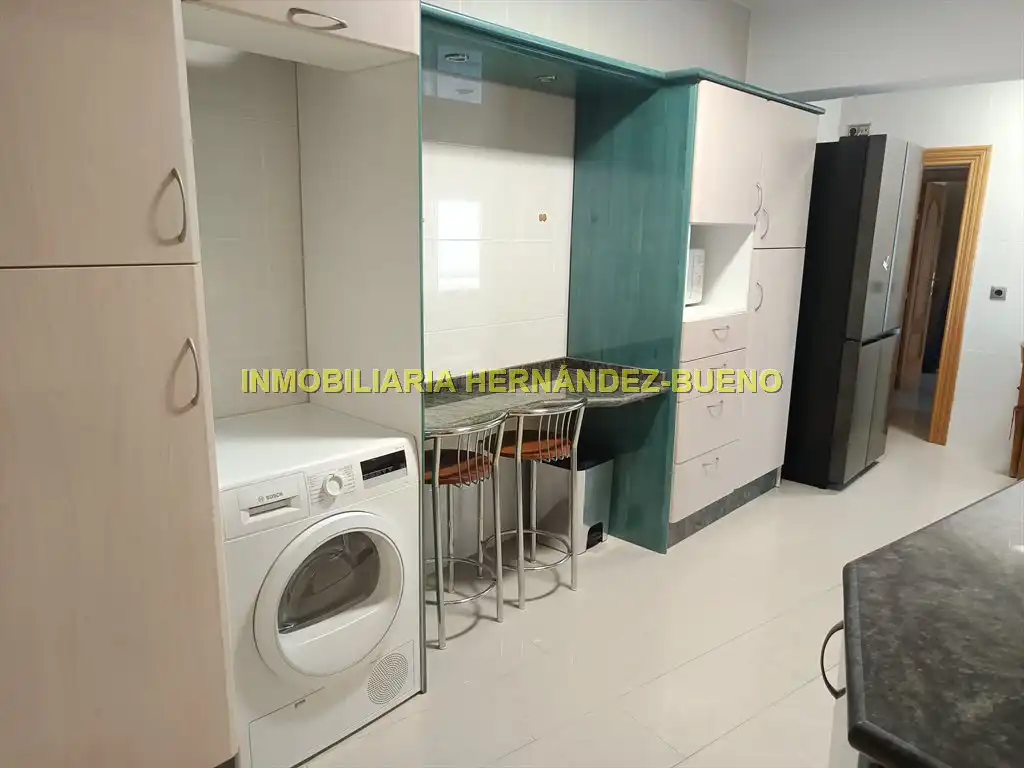 Piso de alquiler en Salamanca con Calefacción, Amueblado y Balcón