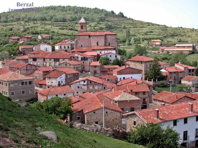 Casa-chalet en Venta en Calle AGRAZ en Laguna de Cameros