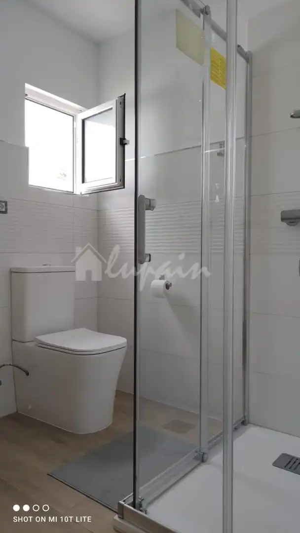 Baño de Apartamento en venta en Arona