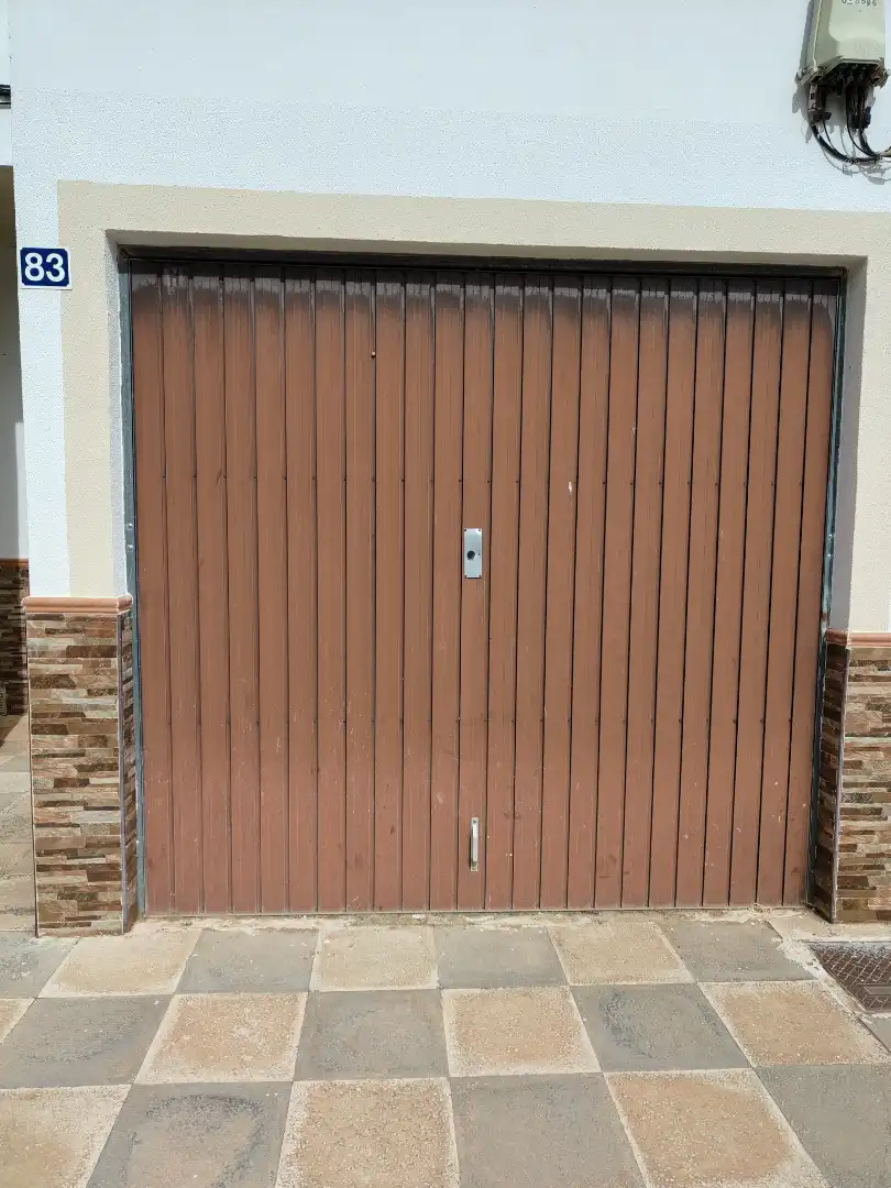 Parking de Casa adosada en venta en Albacete con Calefacción, Amueblado y Balcón