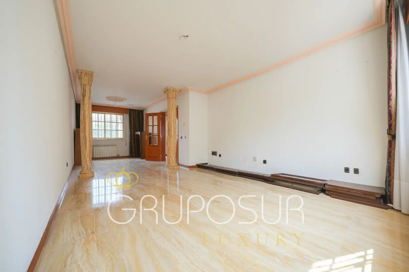 Casa aparellada amb jardí en venda a Calle Castilla y León 22, imagen 17