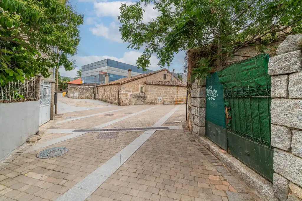 Houses for sale in C/ Libertad, Villalba Pueblo