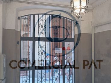 Local comercial en venda a Ciutat Vella