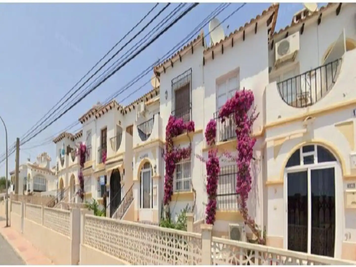Vista exterior de Piso en venta en San Miguel de Salinas