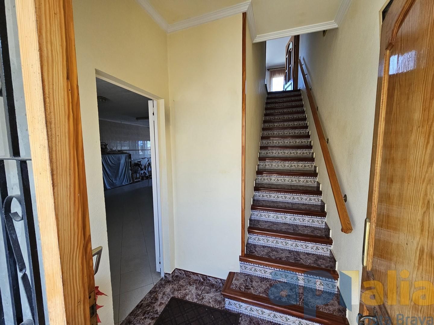 Single-family semi-detached for sale in Ripollès, Sant Joan - Vilarromà