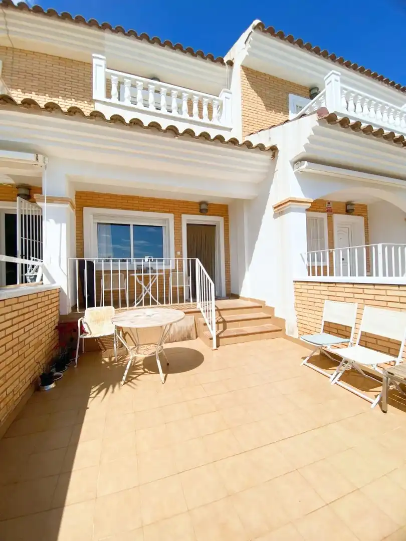 Terrassa de Casa o xalet en venda en Los Alcázares amb Aire condicionat, Terrassa i Traster