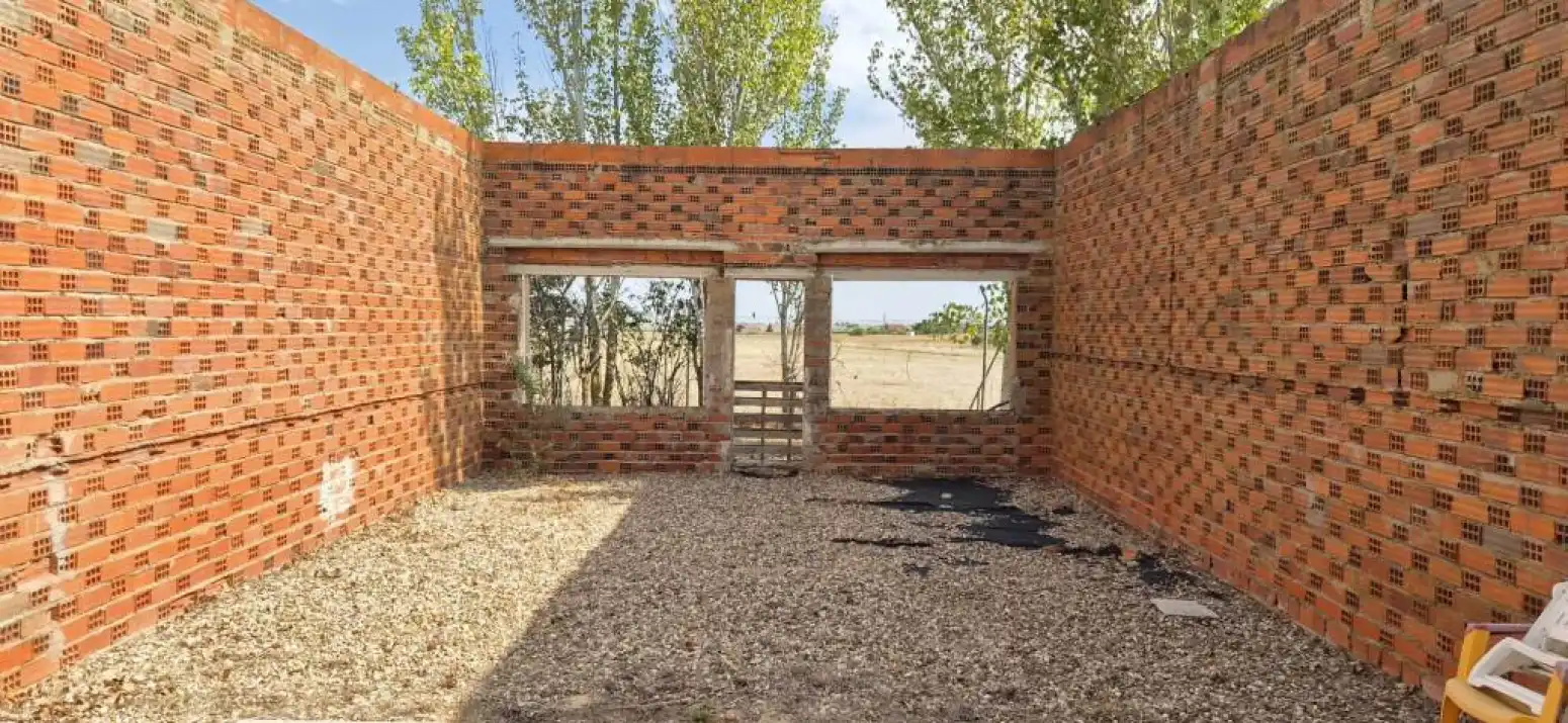 Außenansicht von Haus oder Chalet zum Verkauf in Castellanos de Villiquera mit Heizung, Privatgarten und Terrasse