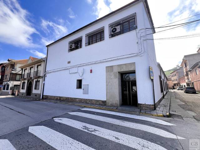 Local comercial en Alquiler en Consuegra
