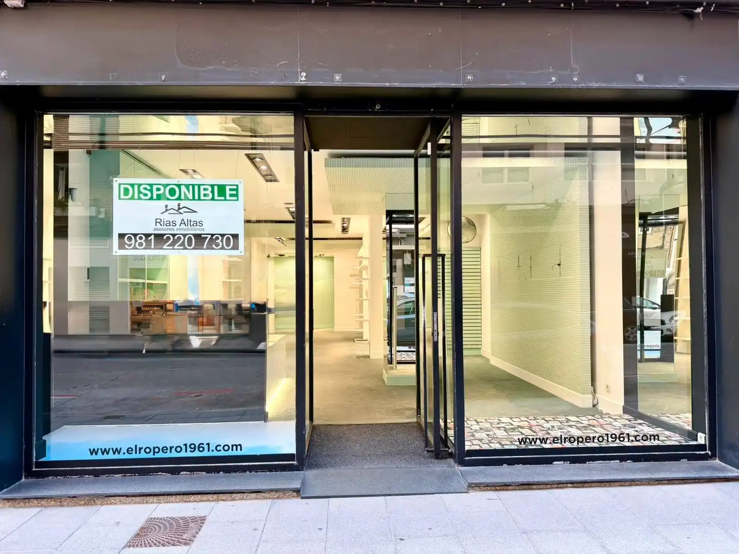 Gewerbefläche zur Miete in Calle ROSALIA CASTRO