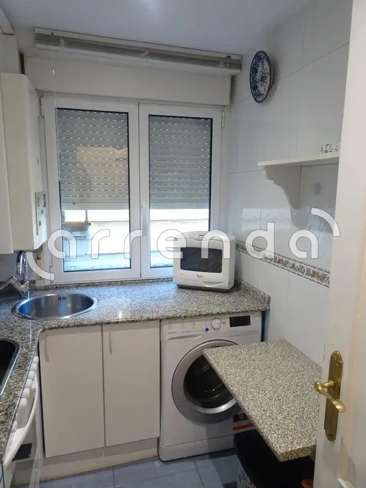 Cocina de Piso de alquiler en Santander con Calefacción y Amueblado