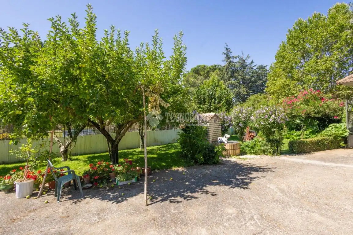 Finca rústica en venda en Villagonzalo de Tormes amb Calefacció, Jardí privat i Traster