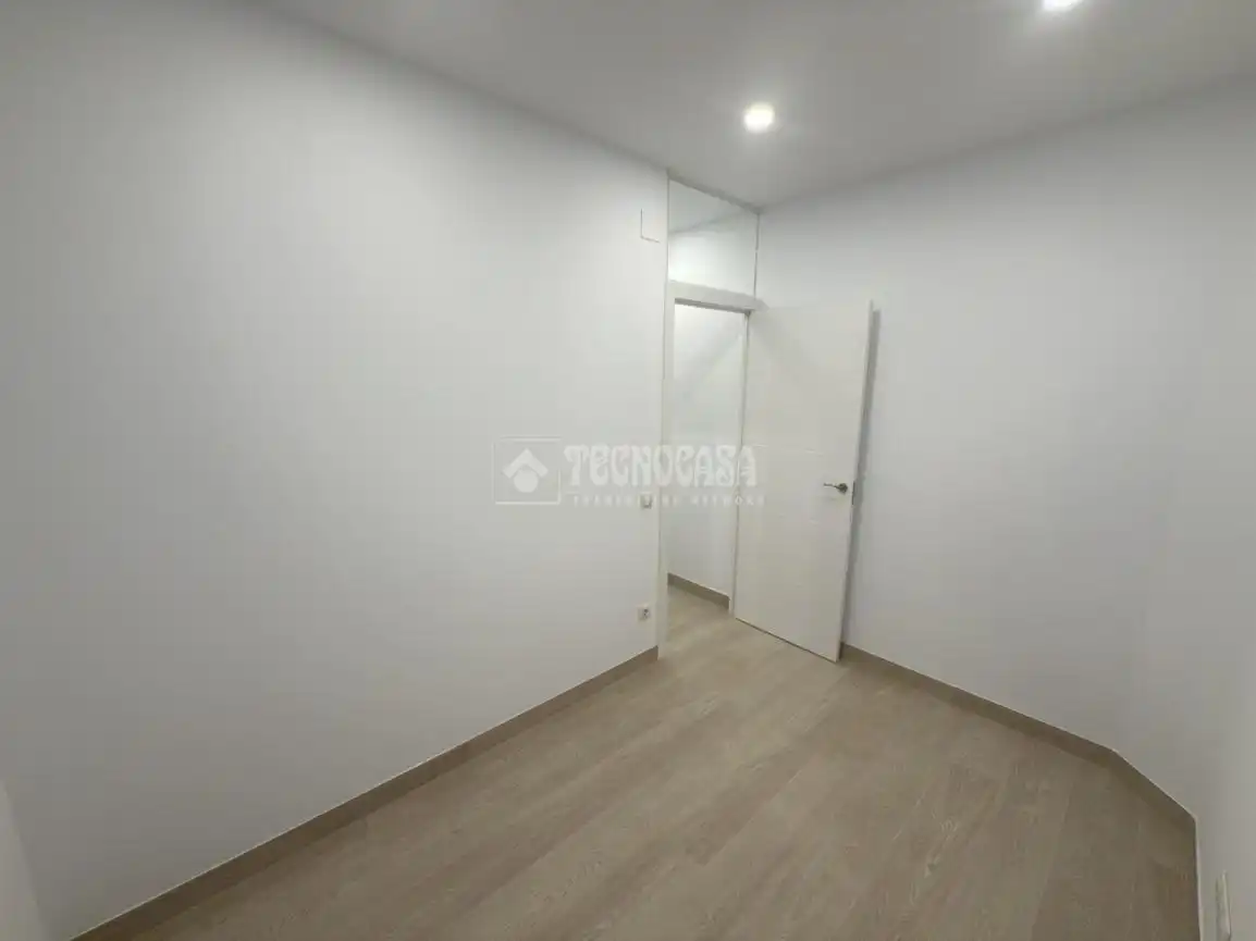 Habitación de Piso en venta en Madrid