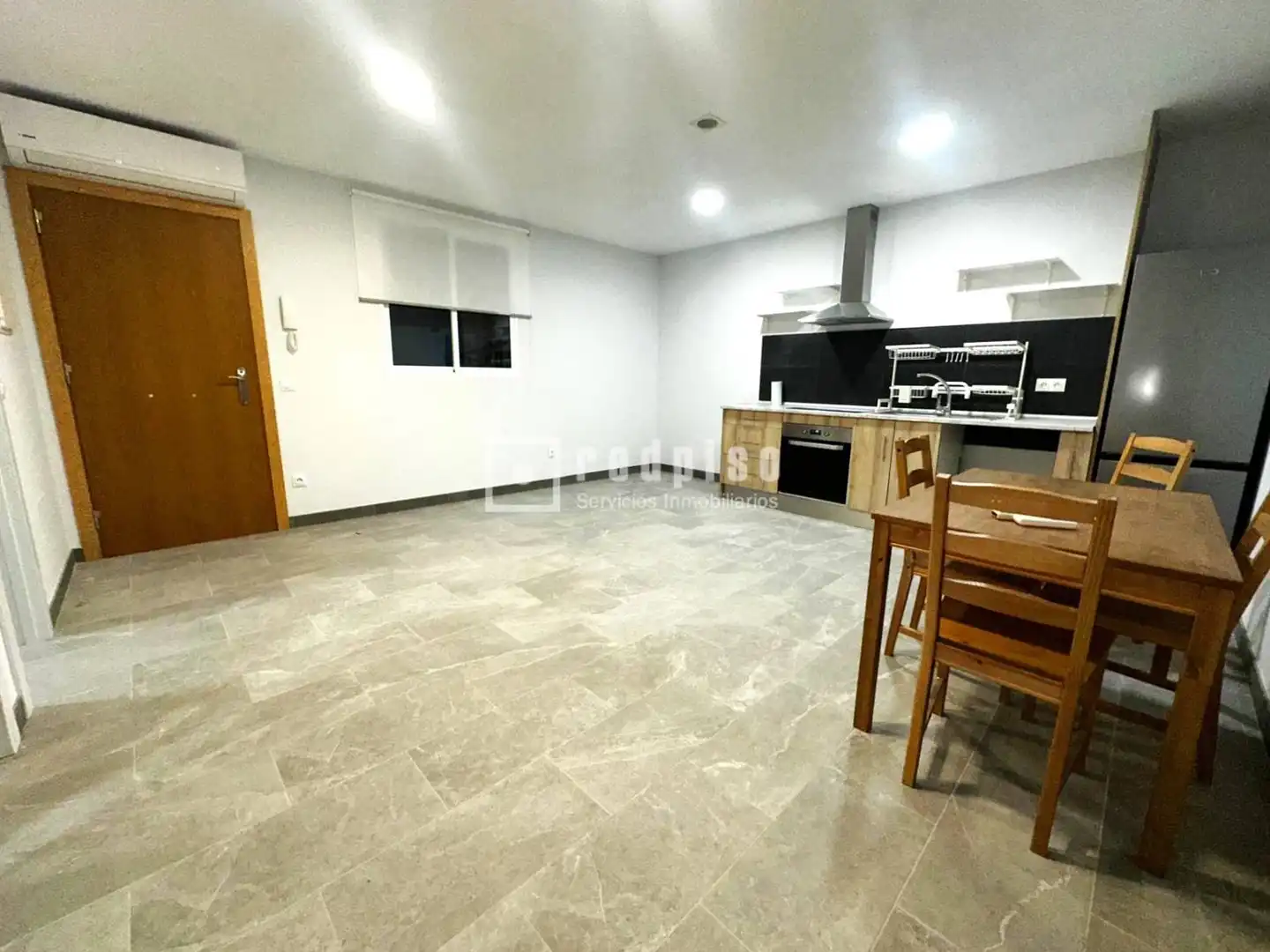 Local en venta en Madrid con Aire acondicionado y Alarma