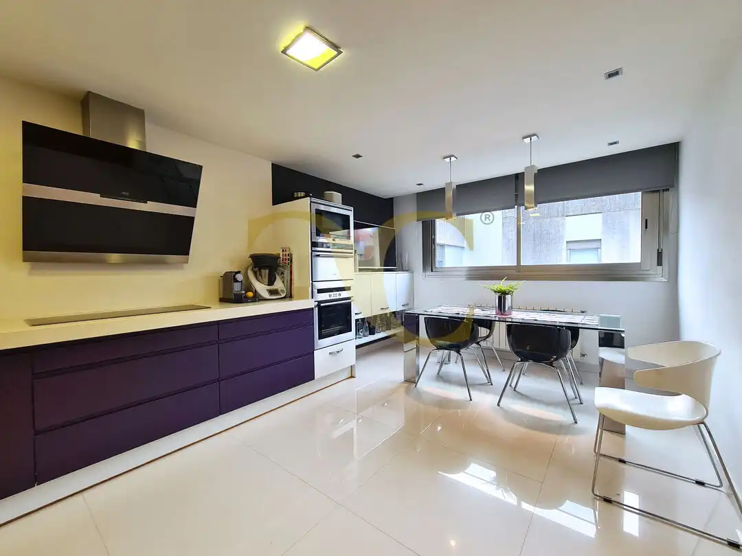 Küche von Maisonette zum Verkauf in Oviedo  mit Heizung, Privatgarten und Terrasse