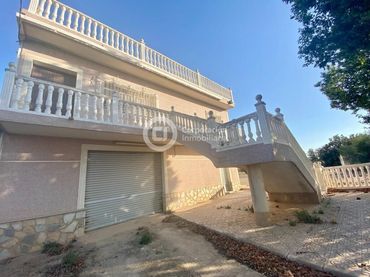 Casa amb jardí en venda a Pedanías Sur